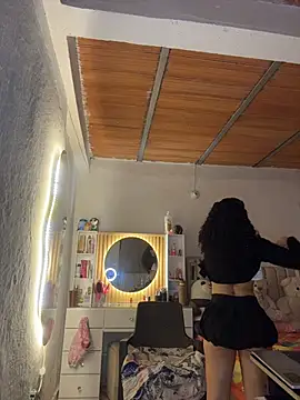 Miily_0 - Rub Pussy Wet 🥵💦