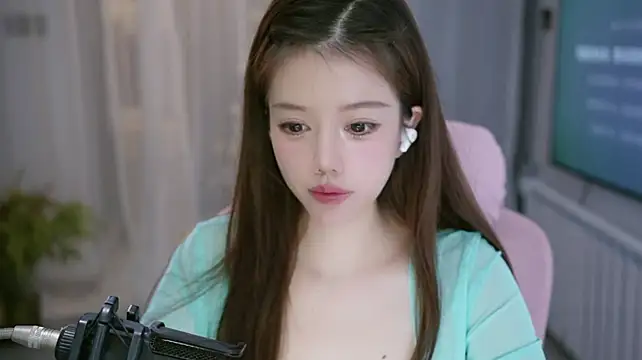 Cecily2 - 为什么不回我消息 就因为我没发吗