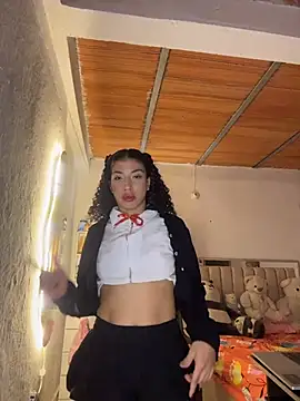Miily_0 - Rub Pussy Wet 🥵💦