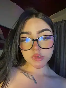 Lana_Hands - Suck My nipples 🥵