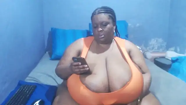 Voluptuousbbw1 - suck boobs the way u like honey