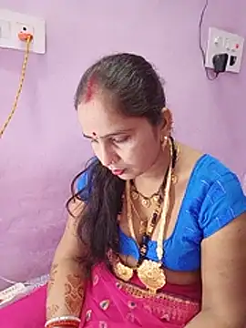 Reema05 - Dildo in anal pamp