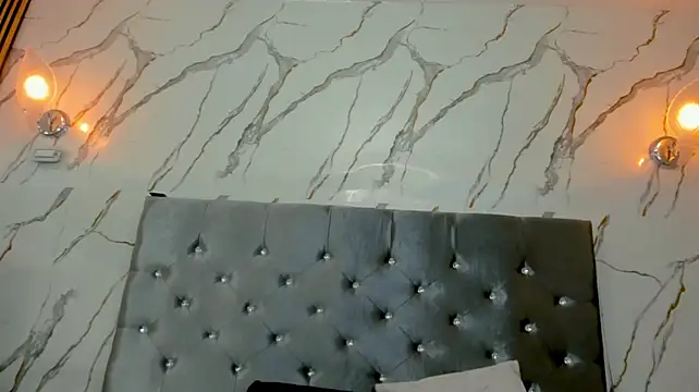 Celena-squirt - show dildo