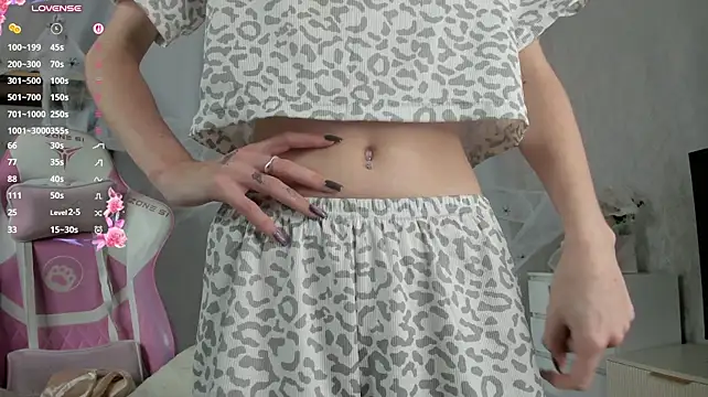 NellieEinspahr - Massage my boobs close up