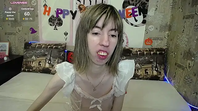Unusual_G - topless 10 min