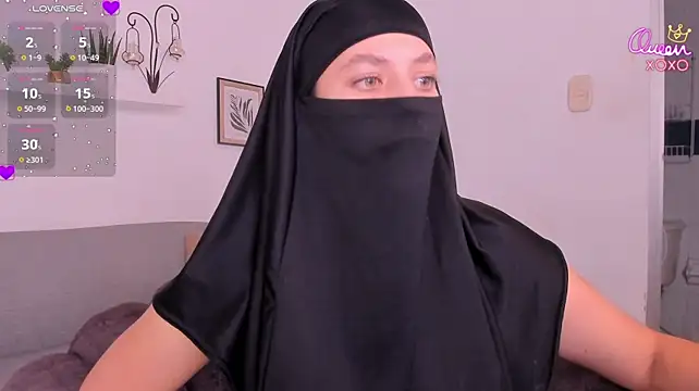 Salma_arabicc - doggy position + buttock spread