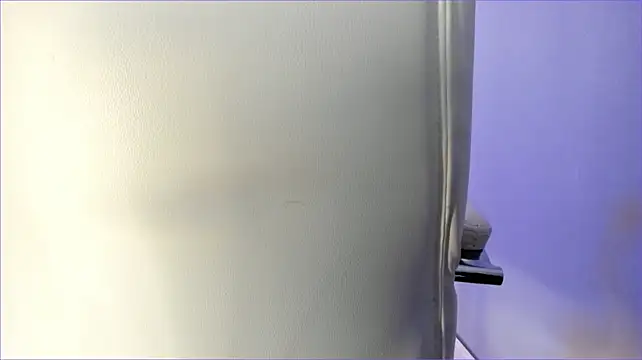 Akura011 - SQUIRTING WITH DILDO RIDE