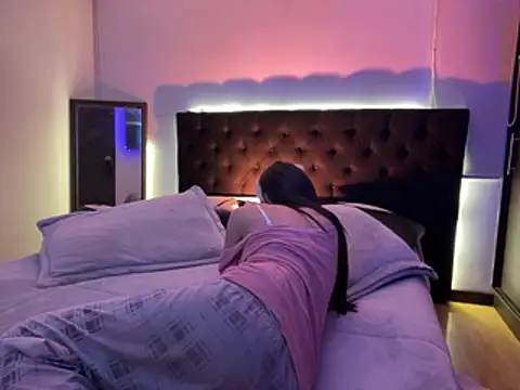 DesireLuxe - cum mouth