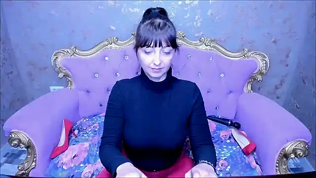 DivinSandra - bra+ panty off!vibe me