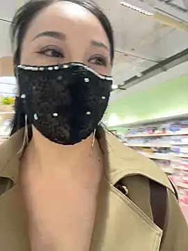 TopAlice566 - 全真空走人群