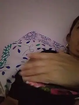 Cachonda69- - Masturbate y squirt con cachondita 😈😈