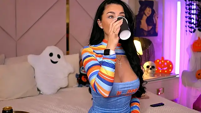 Alexaheyess - Trick or Tease ?😈