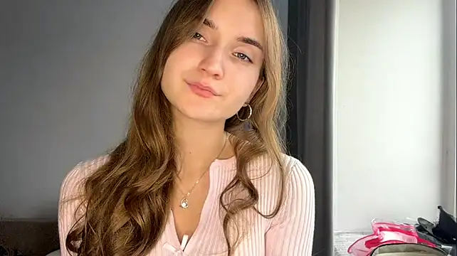 KathleneStringfield - Touch my sexy fit tummy close