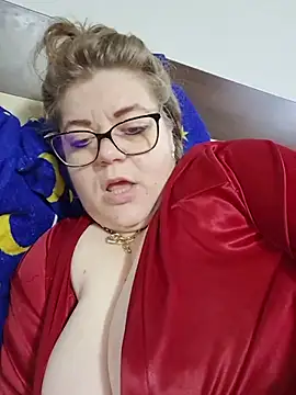 Cindybbwsquirt - Buy me some strong drink💦💦