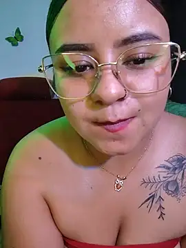 Sexxxy_Lau - MASSAGE OIL MY BIGBOOBS 🔥💦