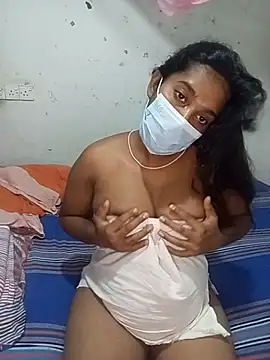 Kamini_Hot - Boobs open and fingering