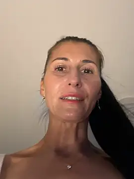MilffantasyX - 💦keep me wet 💦