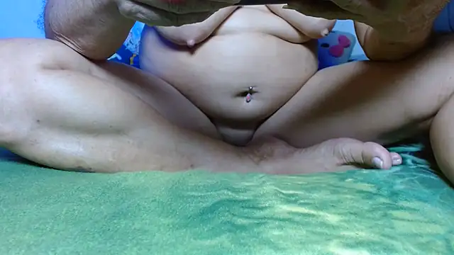 Maggi_hotsson - show pussy