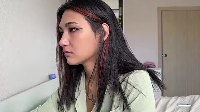 FatimaCarbonell - show tongue <3