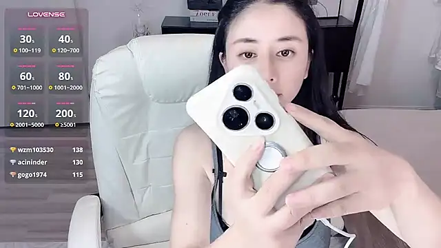 Fiona_999 - 等一个心软的神