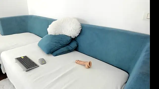Sashavanee - dildo fuck!🥵