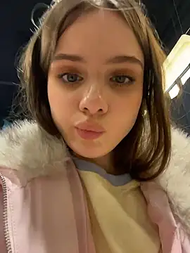 Lunabelle_ - touch my NAKED underboobs risky!!