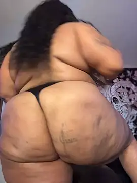 RoxieVoss - Ride The BBC
