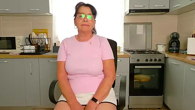 Sweetangell69_ - Flash boobs