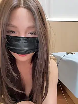 Lakuku_xx - 主播闷骚型又纯又欲期待哥哥的调教 激情尽在小黑屋