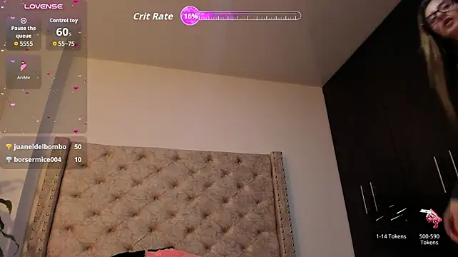 Lucy_Jinx - fist in the pussy