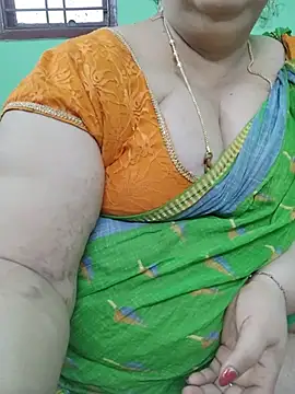 Tamil-mayasri - boobs oil