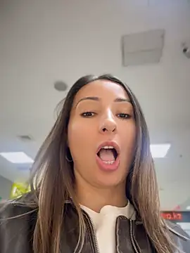 Wonder_Kari - Naked Fuck pussy dildo public wc 🥵🍆🔥