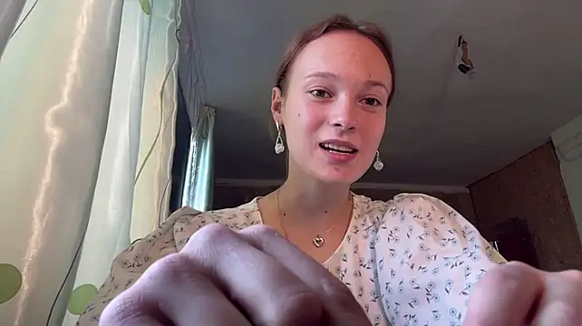 BrittanyLebowitz - kiss you