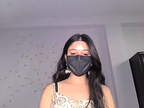 HOT_SNEHA4