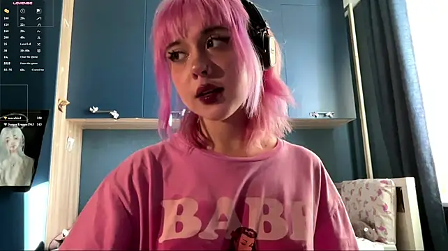 AueshaSimon - lick nipple
