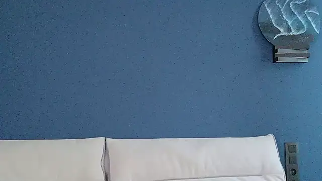 Mila_Anders