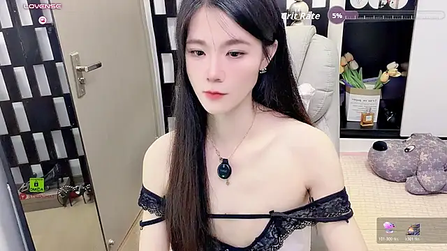 Yueyue-MM - 上空直播5分钟