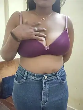 Hot_zeclin - Panties on knees+ rub clitore