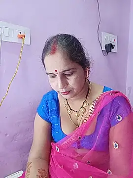 Reema05 - Dildo in anal pamp
