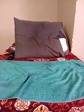Shy-lillyX22