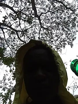 Kenyansexy1 - Public pussy flash 2min