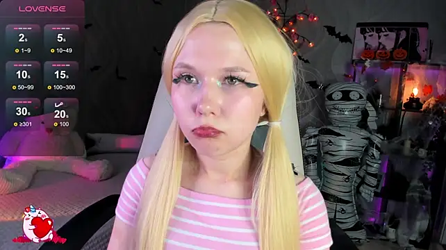 VivieSunn - Slap Ass