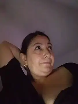 Cachonda69- - Masturbate y squirt con cachondita 😈😈