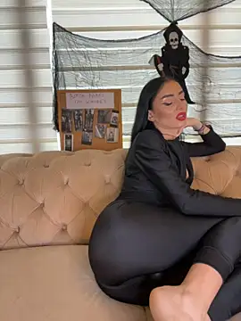 FeetVibe - 🔥 Slow Foot Teasing