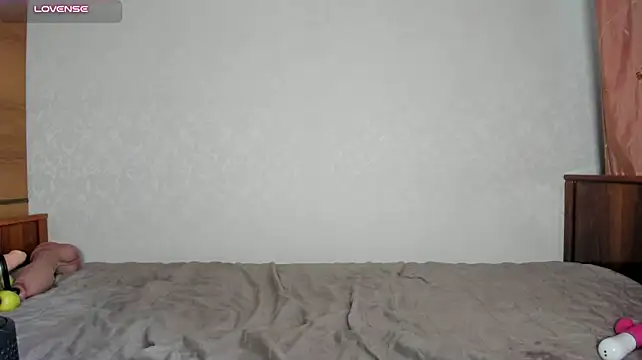 JuiliOnesunray - Destroy my sweet holes
