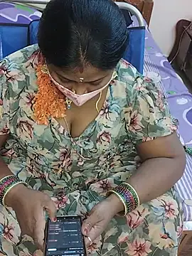 Telugu---___geeta - Show boobs