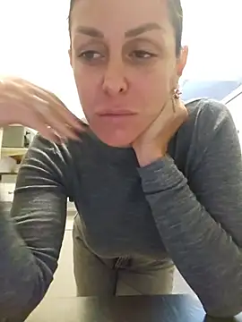 AmandaArt - Sputo tette/spit tits + TG LT