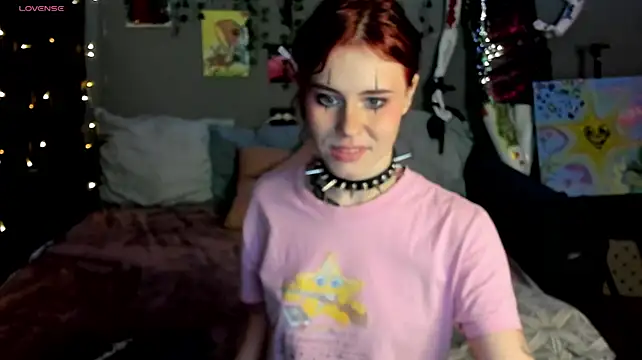 MiaGlitch - blowjob dildo 2 minutes