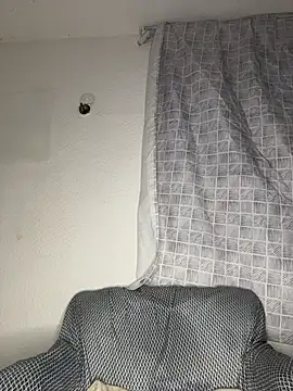 Mia-miauuuuu - Me corro contigo + dedo en el culo 🔥💦