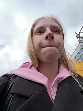 Michelle_lovique - GO FINGERING MY WET PUSSY CLOSE TO CAM!!
